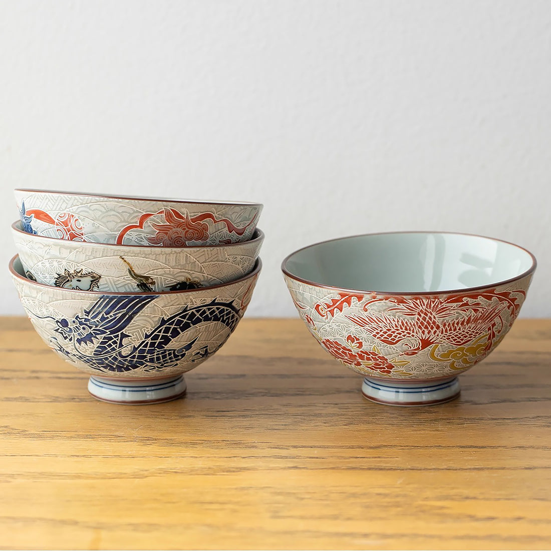 Bol Mino-yaki avec motif bonheur en relief