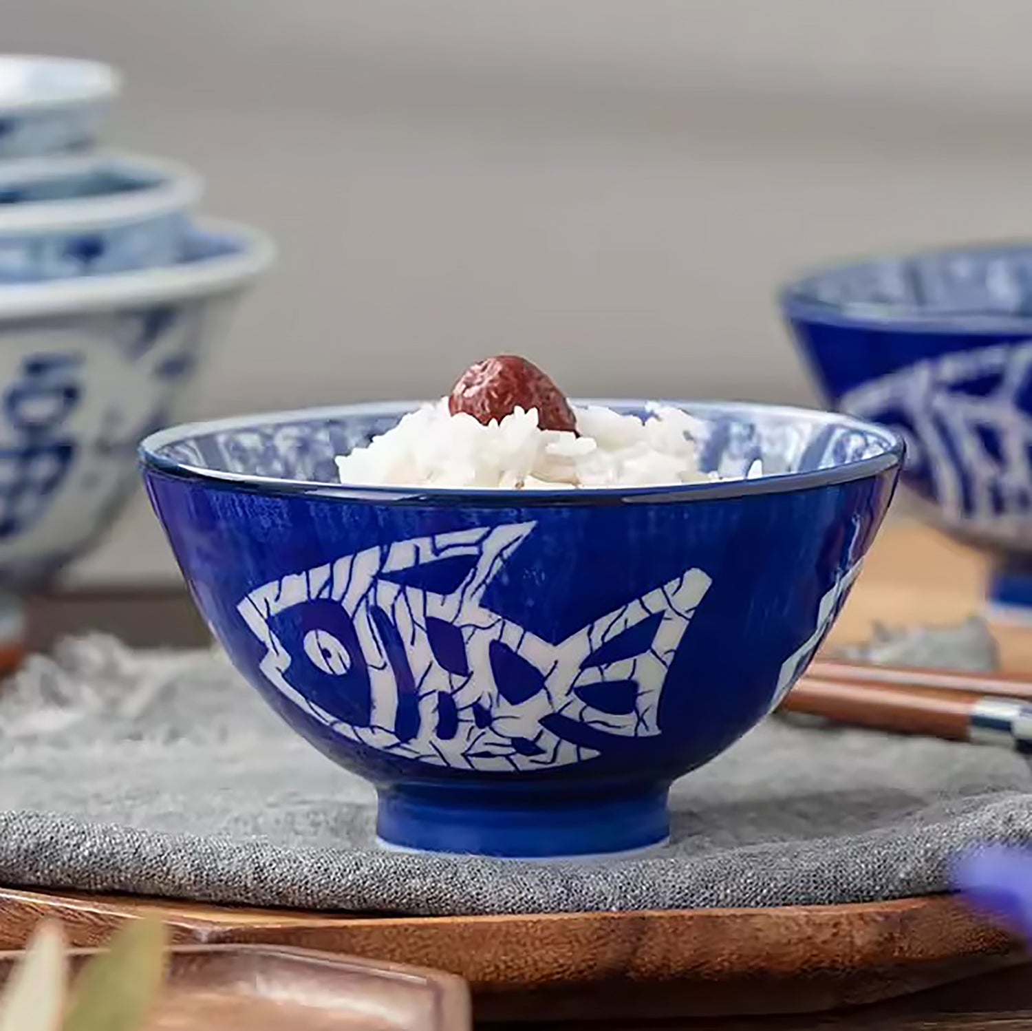 Bol Minoyaki motif poisson bleu et blanc