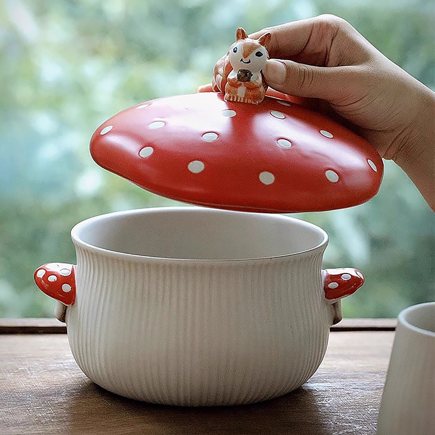 Bol à ramen avec couvercle en forme de champignon féérique