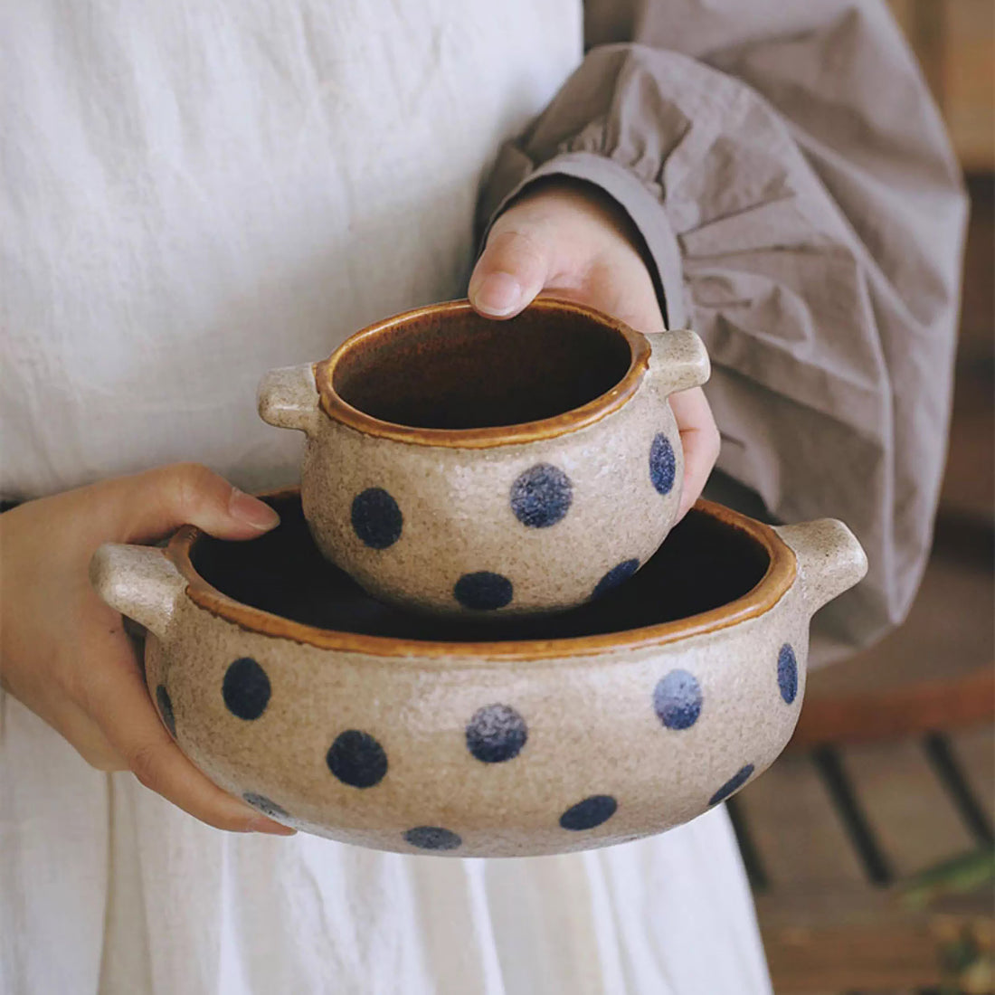 Bol à oreilles en céramique fait main style vintage à pois