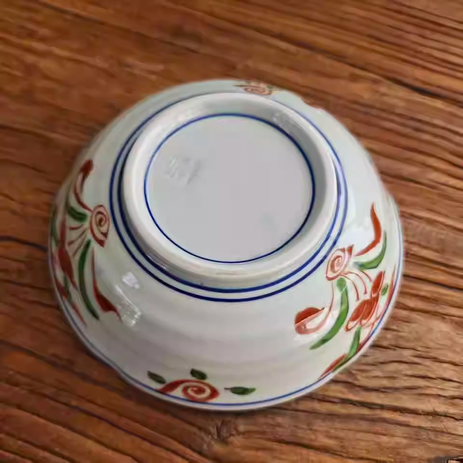 Bol en porcelaine Aritayaki décor Akae pivoine peint à la main