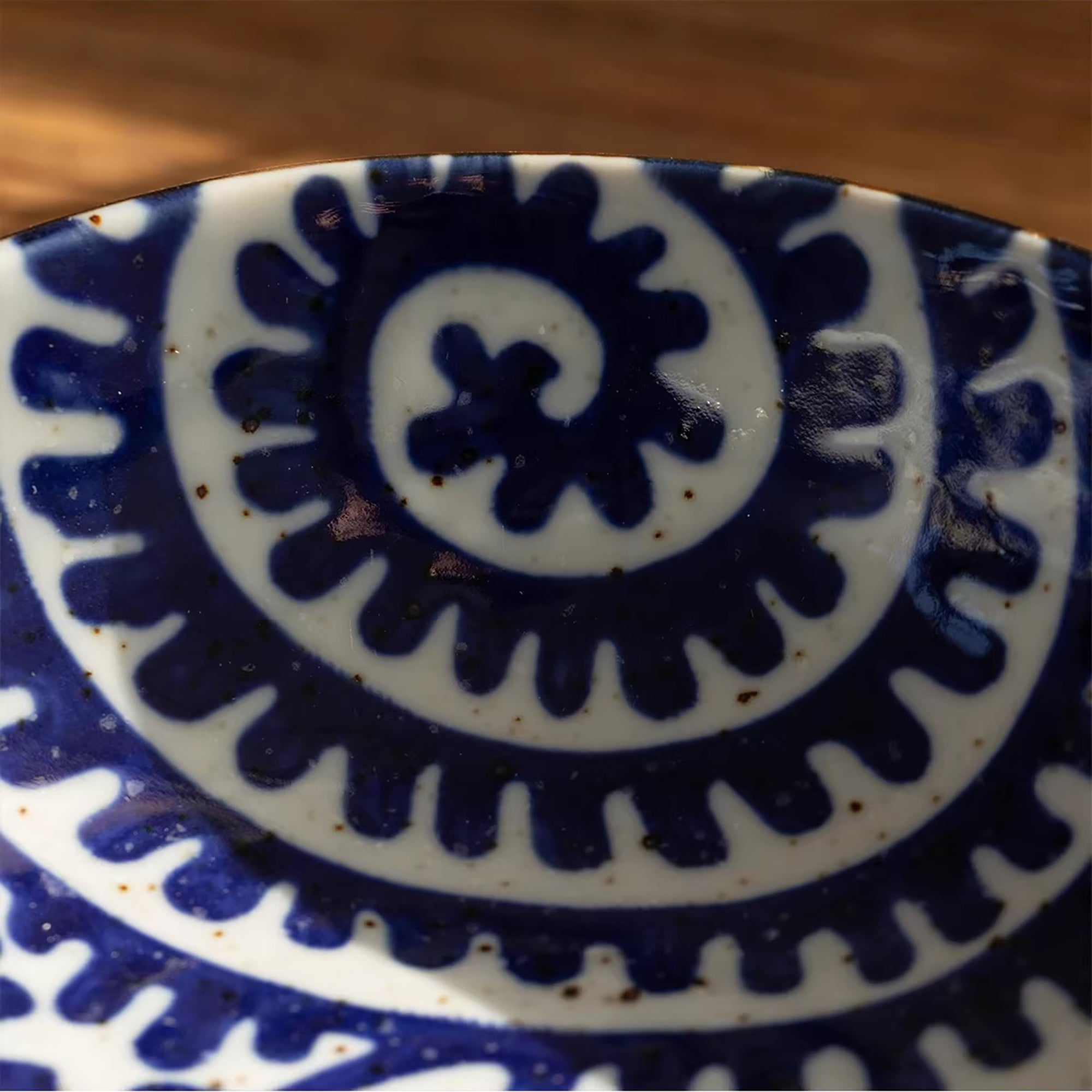 Bol Minoyaki motif Tako Karakusa
