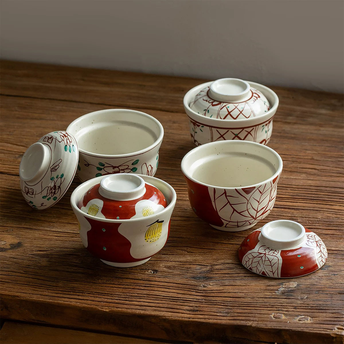 Bol à chawanmushi Setoyaki à décor Aka-e