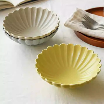 Assiette Mino-yaki forme chrysanthème 