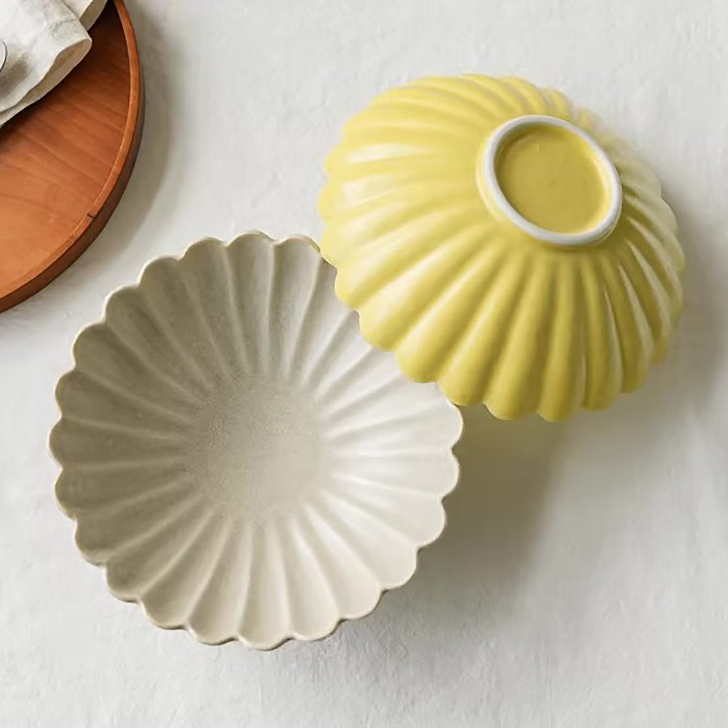 Assiette Mino-yaki forme chrysanthème 