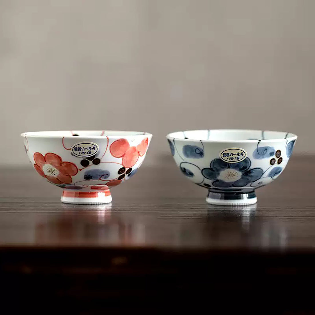 Bol en porcelaine Mino-yaki Issei décor feuilles ondoyantes