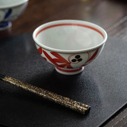 Bol en porcelaine Mino-yaki Issei décor feuilles ondoyantes