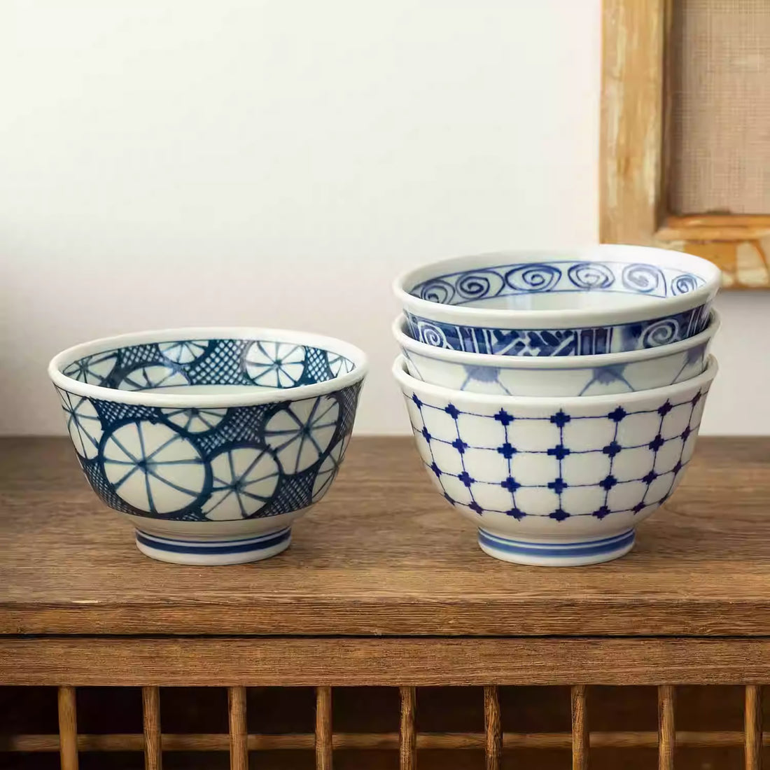 Bol Minoyaki bleu et blanc motif quadrillage