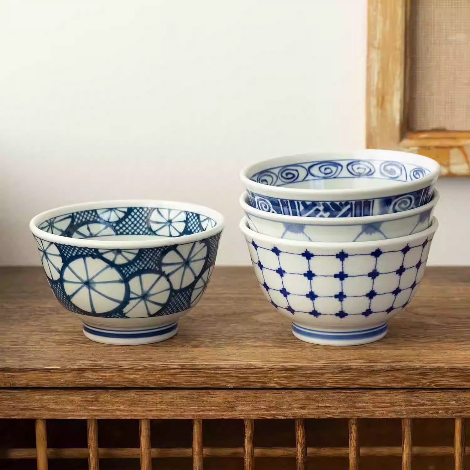 Bol Minoyaki bleu et blanc motif quadrillage