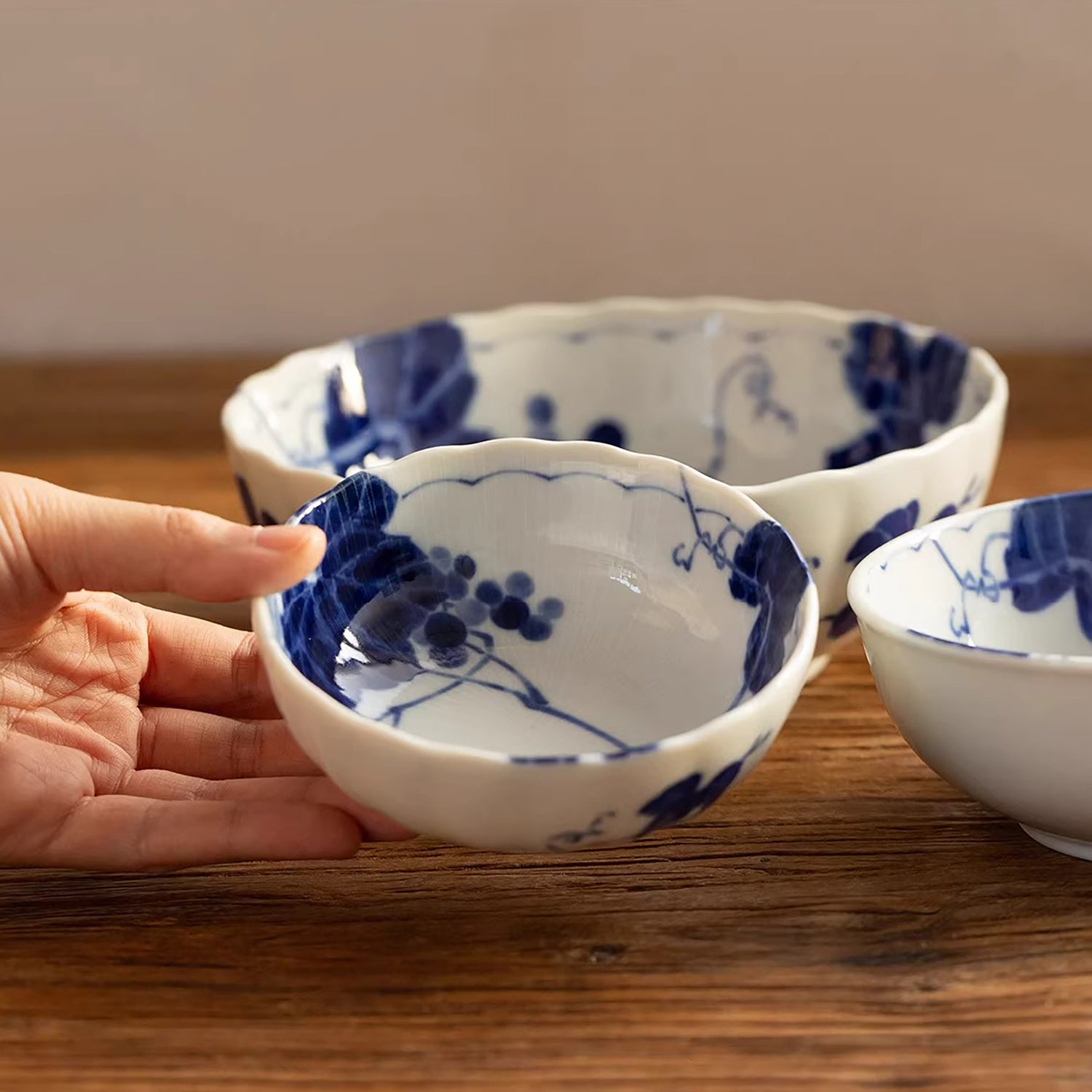 Bol Minoyaki motif raisin peint à la main