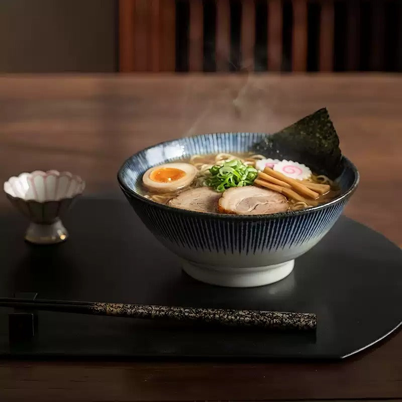Bol à ramen japonais Hatsuichi motif jūso bleu