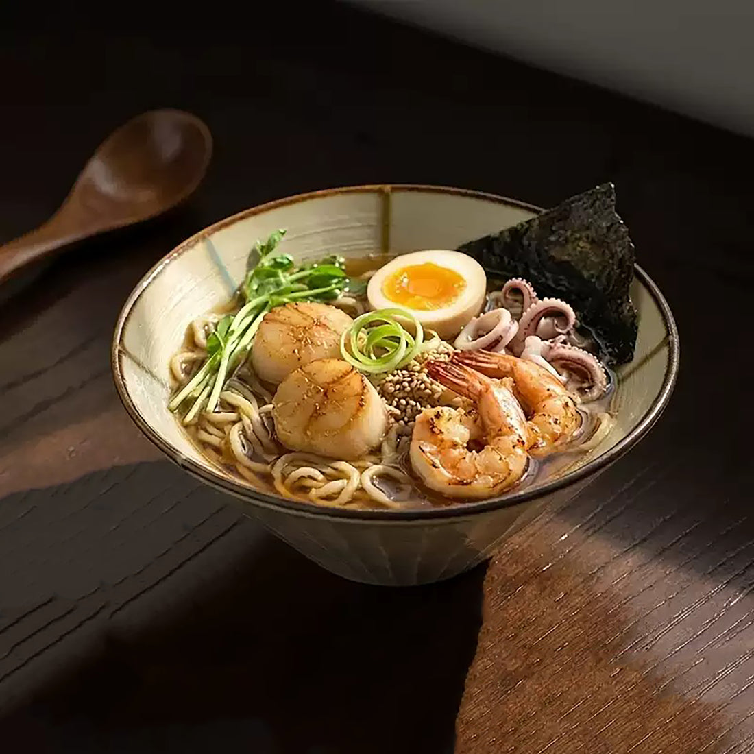 Bol à ramen Minoyaki vintage forme conique évasée