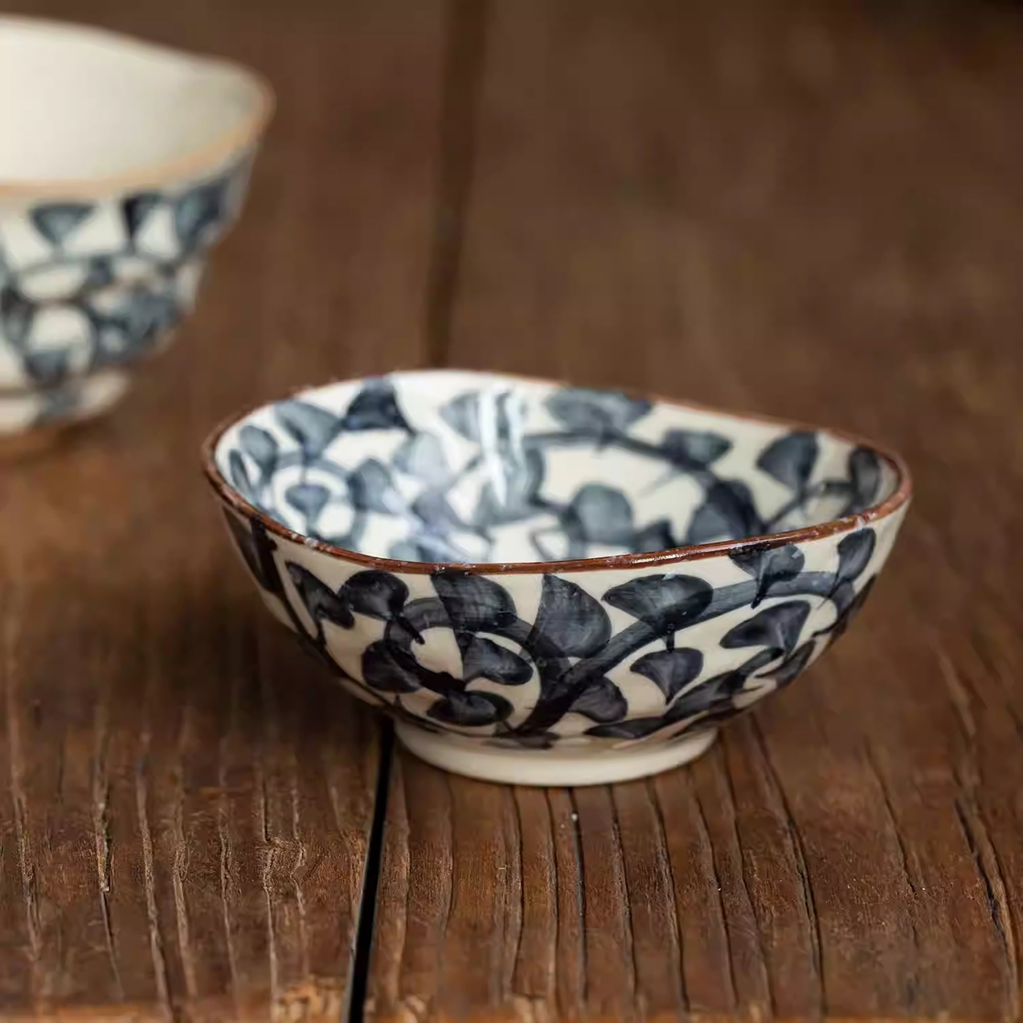 Bol Minoyaki motif arabesque