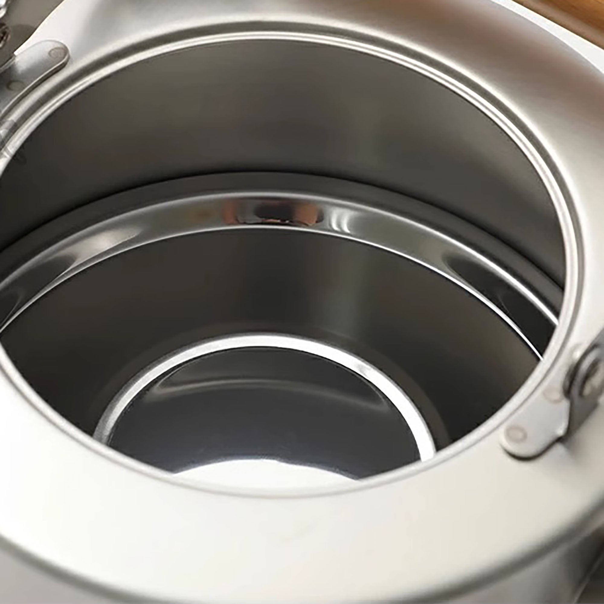 Bouilloire japonaise en inox FREIZ avec poignée en bois