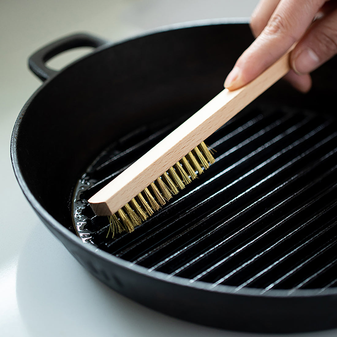 Brosse de nettoyage pour grille de barbecue Shimoyama