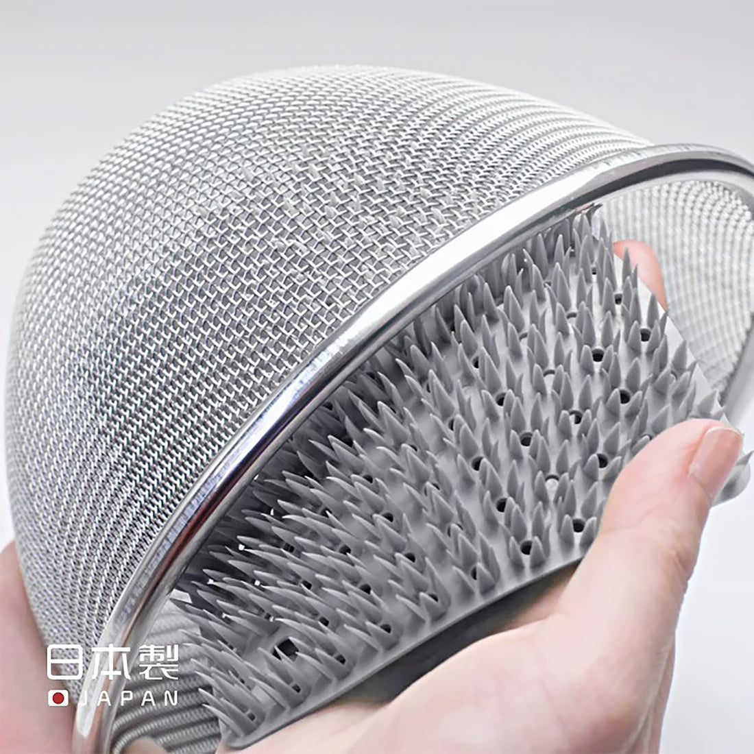 Brosse multifonctionnelle Tidy.