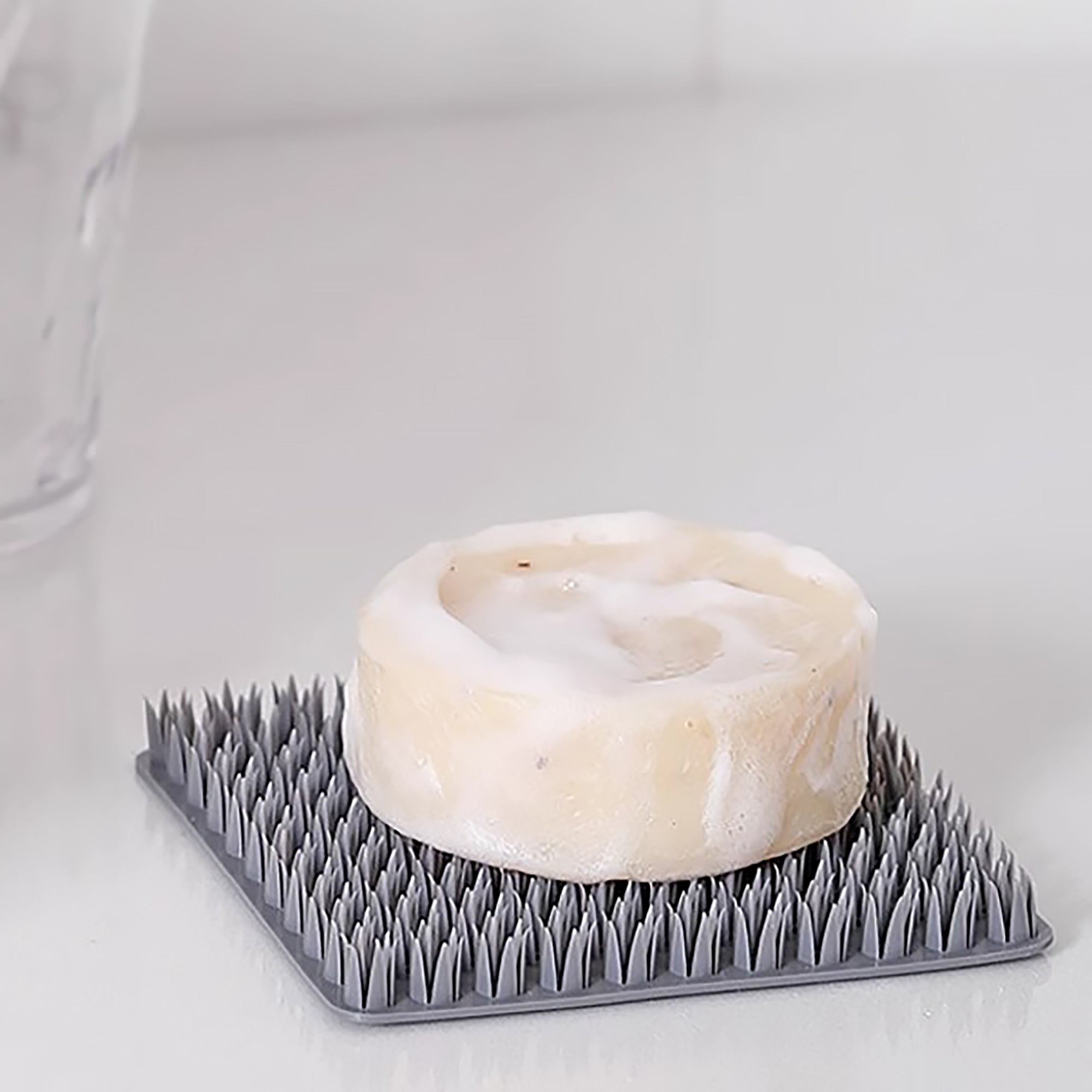 Brosse multifonctionnelle Tidy.