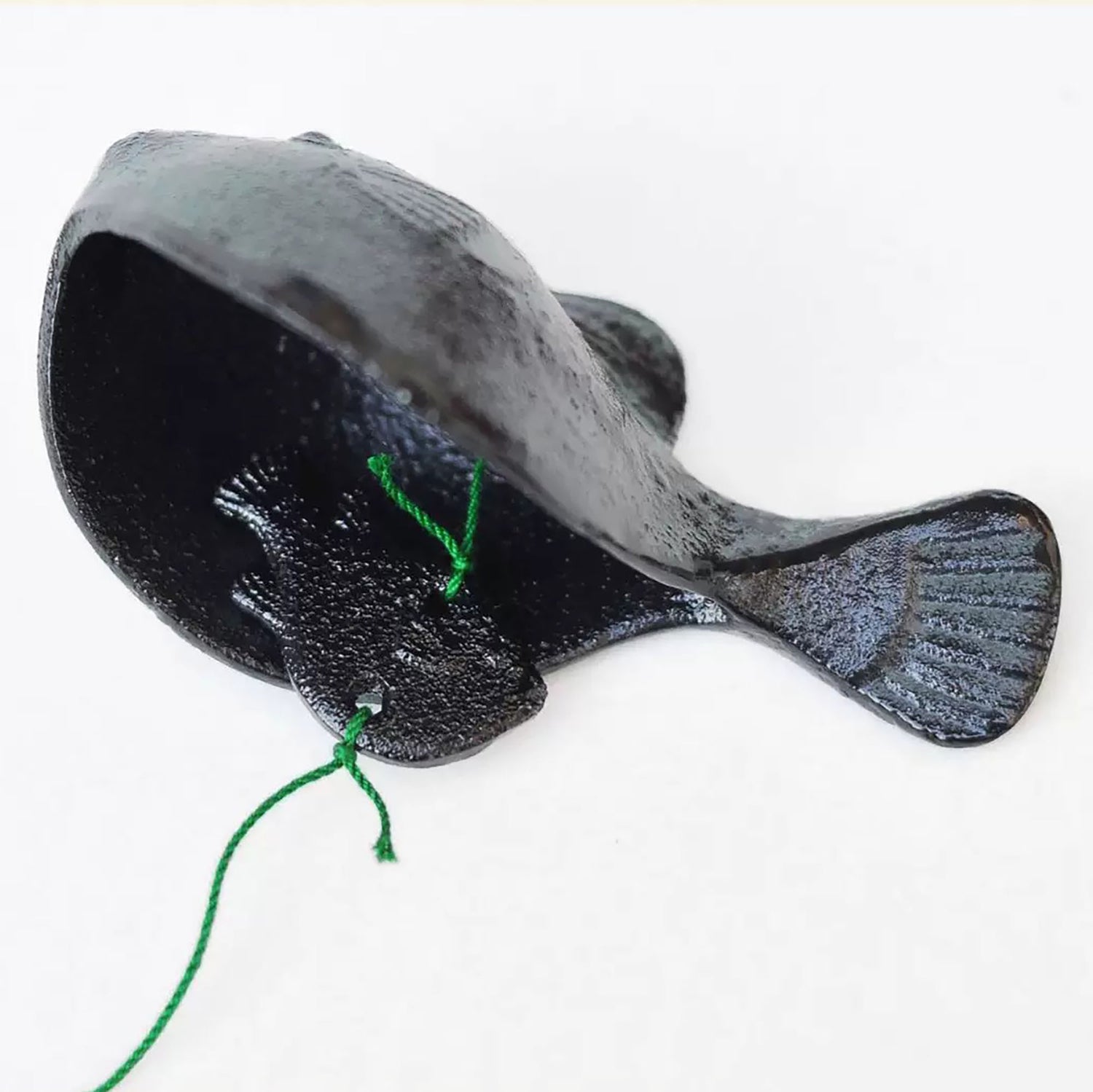 Carillon Poisson globe en fonte Nambu