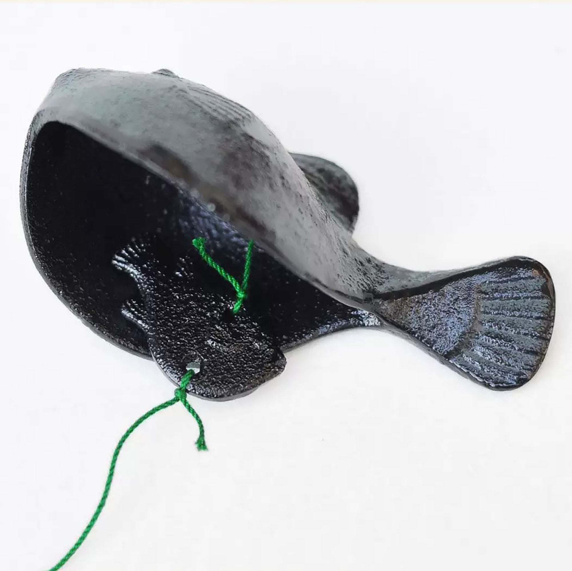 Carillon Poisson globe en fonte Nambu