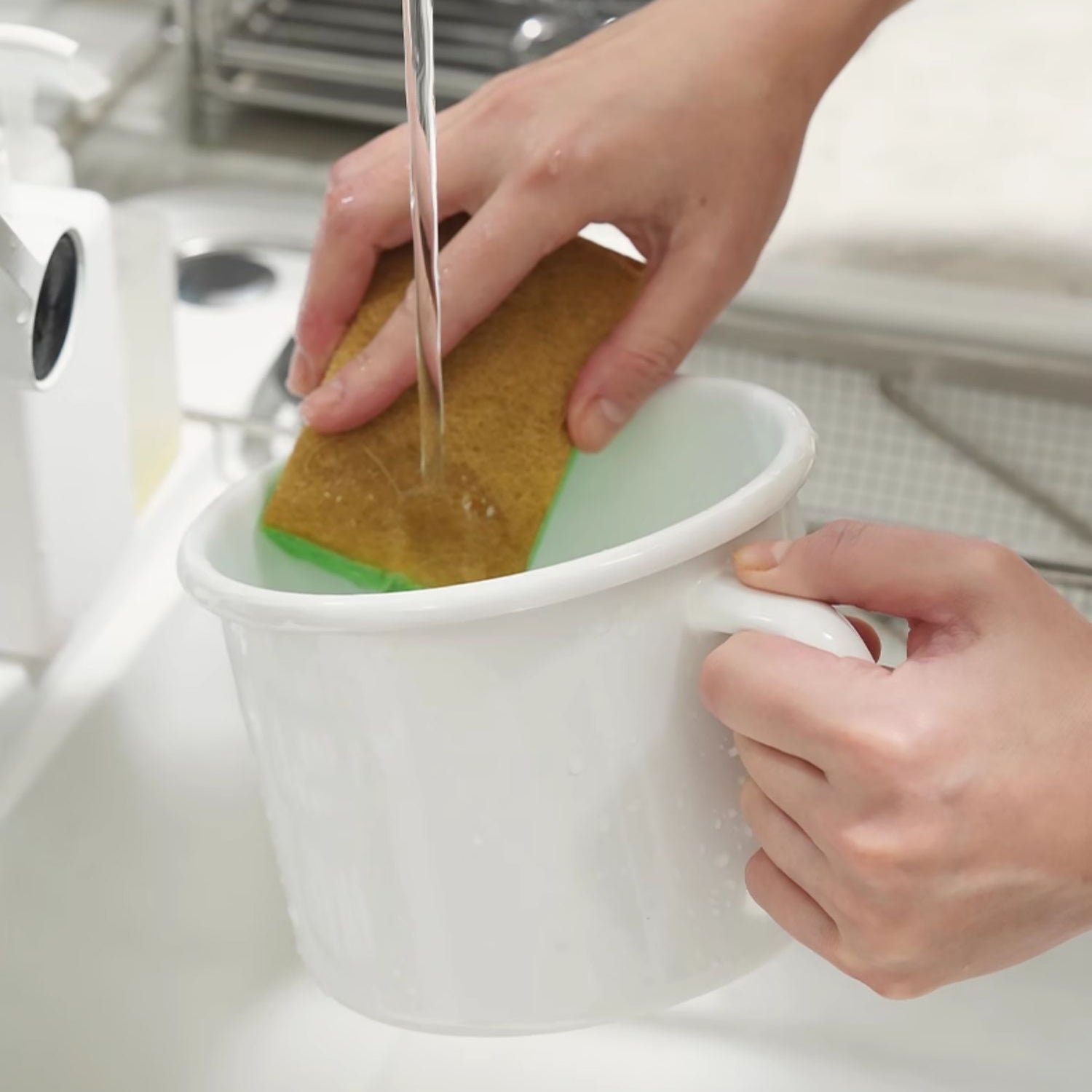 Mini casserole en émail blanc Shimoyama