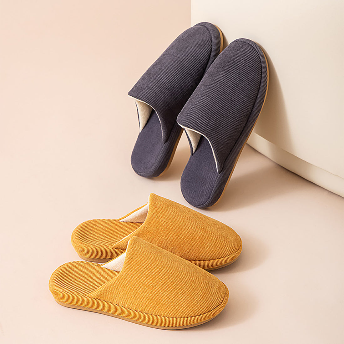 CHAUSSON en VELOUR au bout FERME