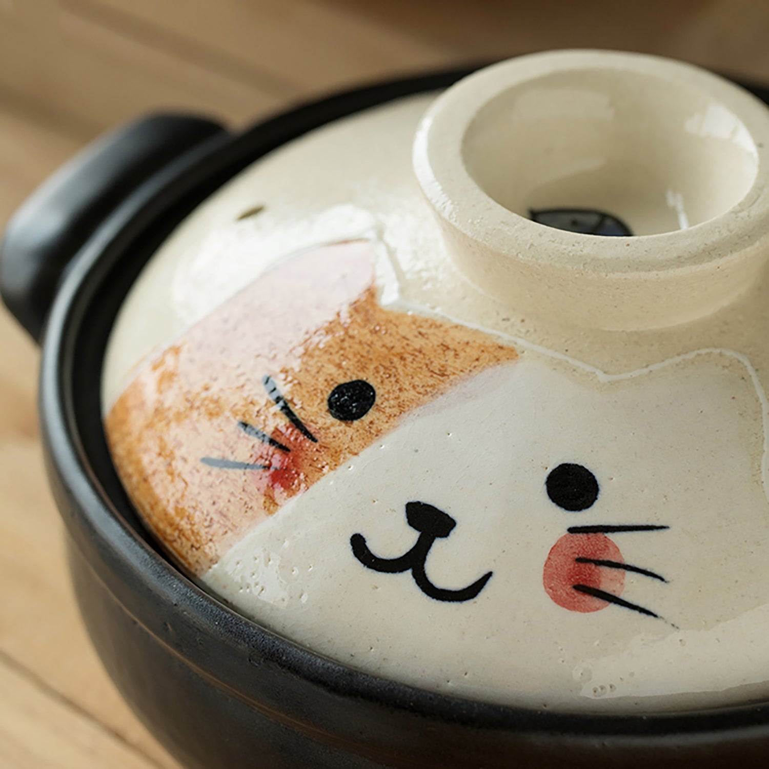 Cocotte japonaise Wanko-yaki avec Motif chat peint à la main