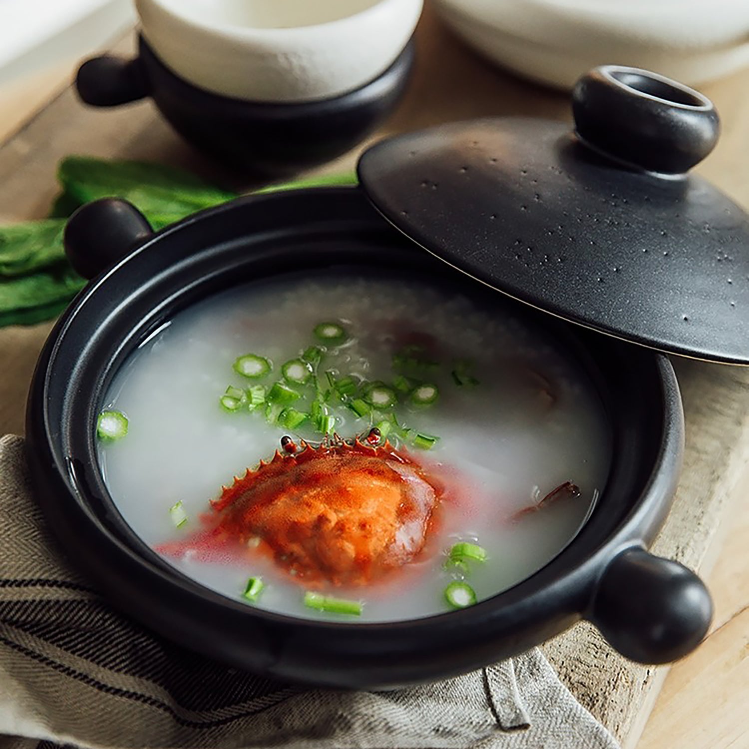 Donabe minimaliste Banko-yaki à poignées arrondies