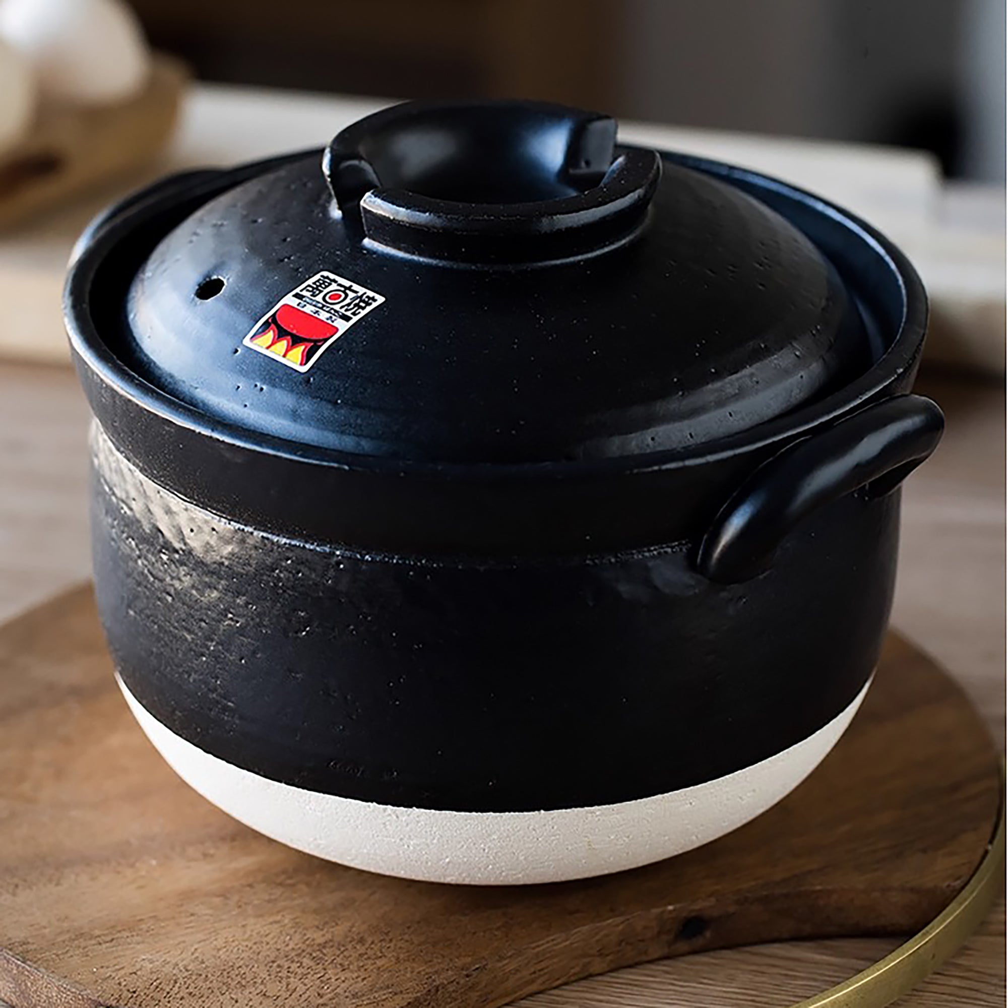 Donabe minimaliste à double couvercle Banko‑yaki