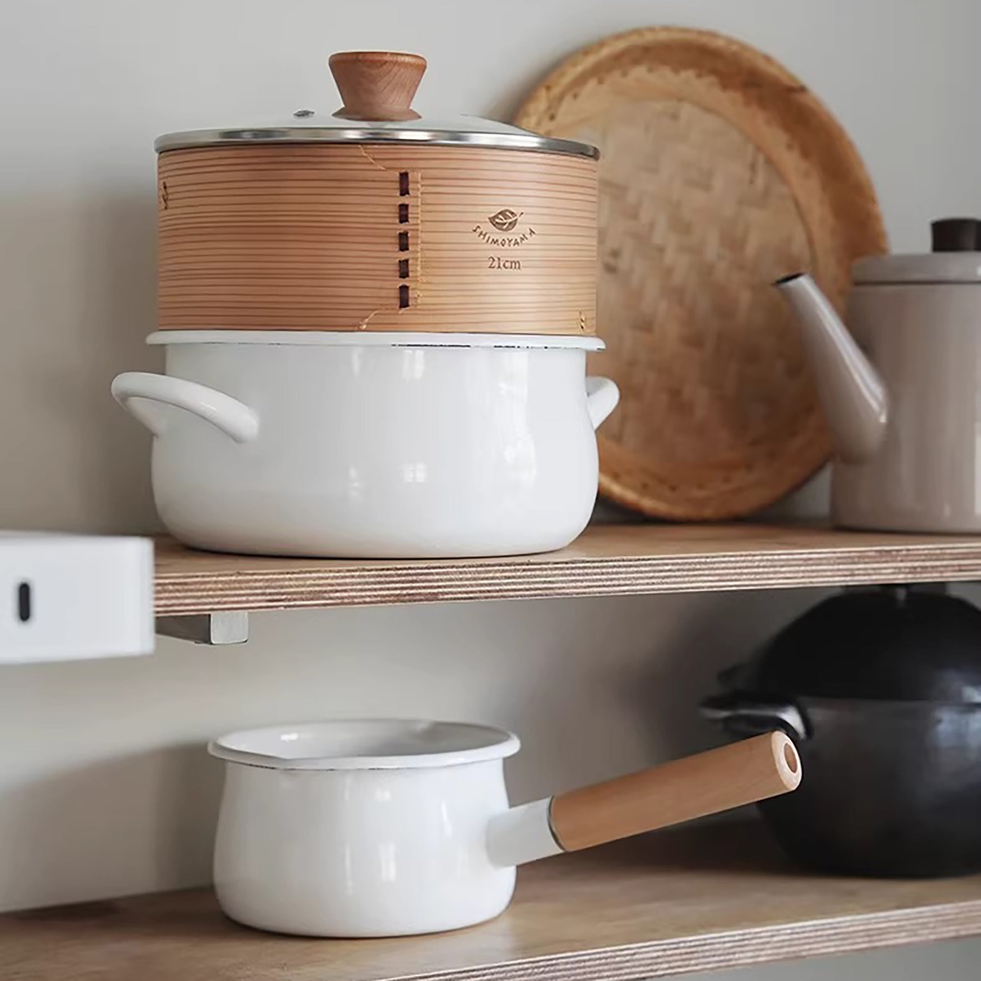 Marmite en émail avec sa vapeur Shimoyama