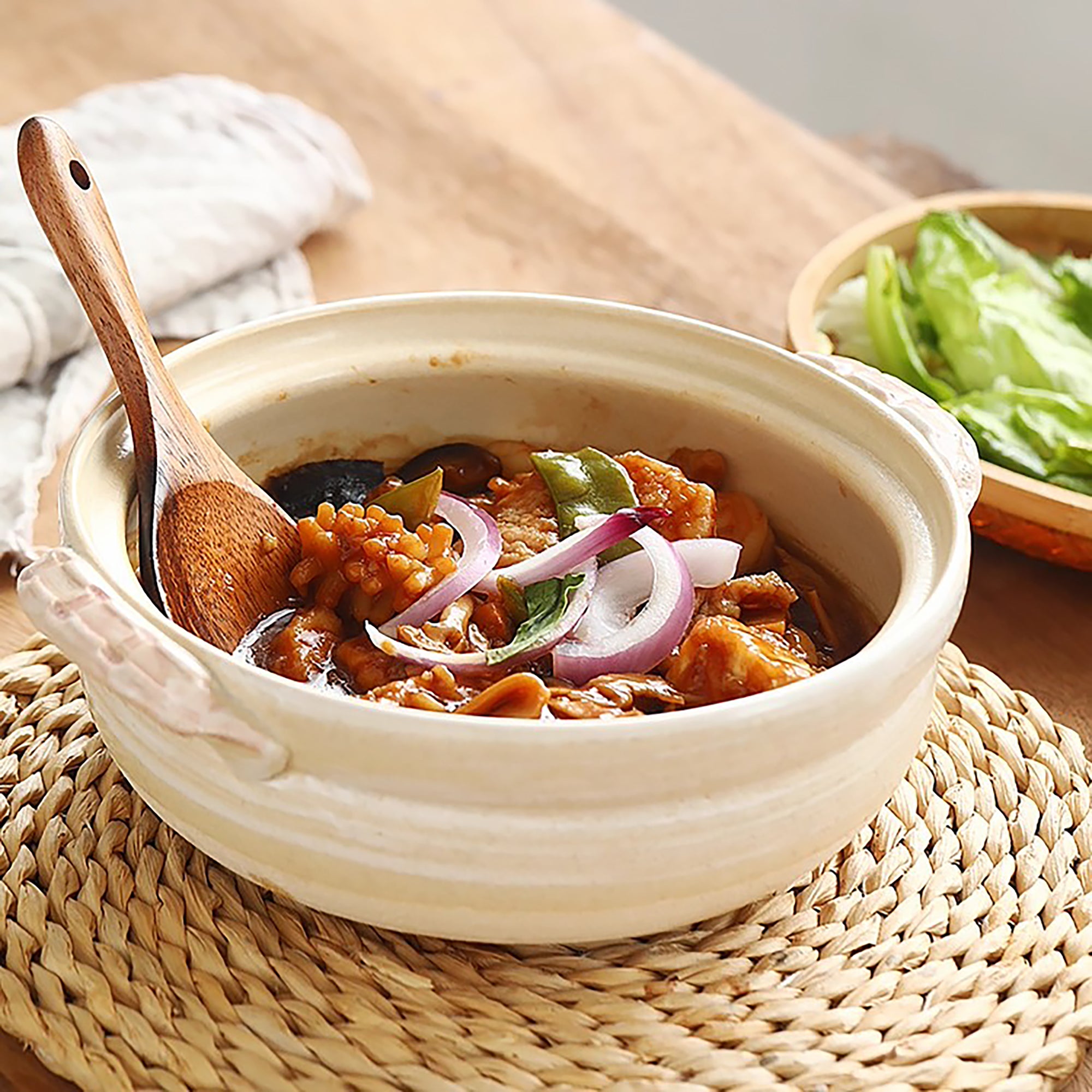 Donabe Banko-yaki à motif camélia fait main