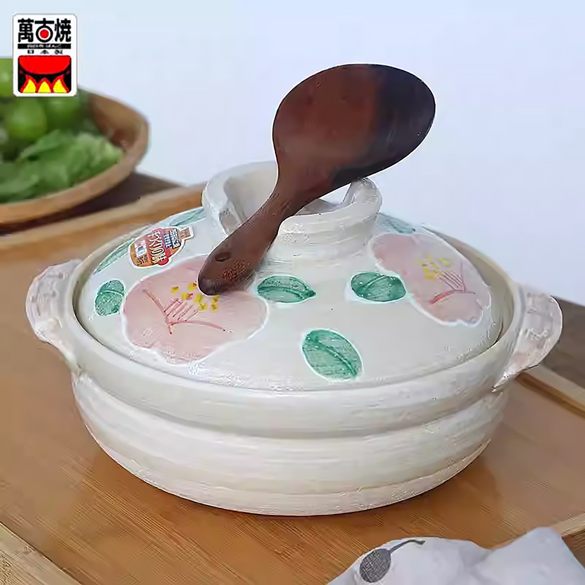 Donabe Banko-yaki à motif camélia fait main