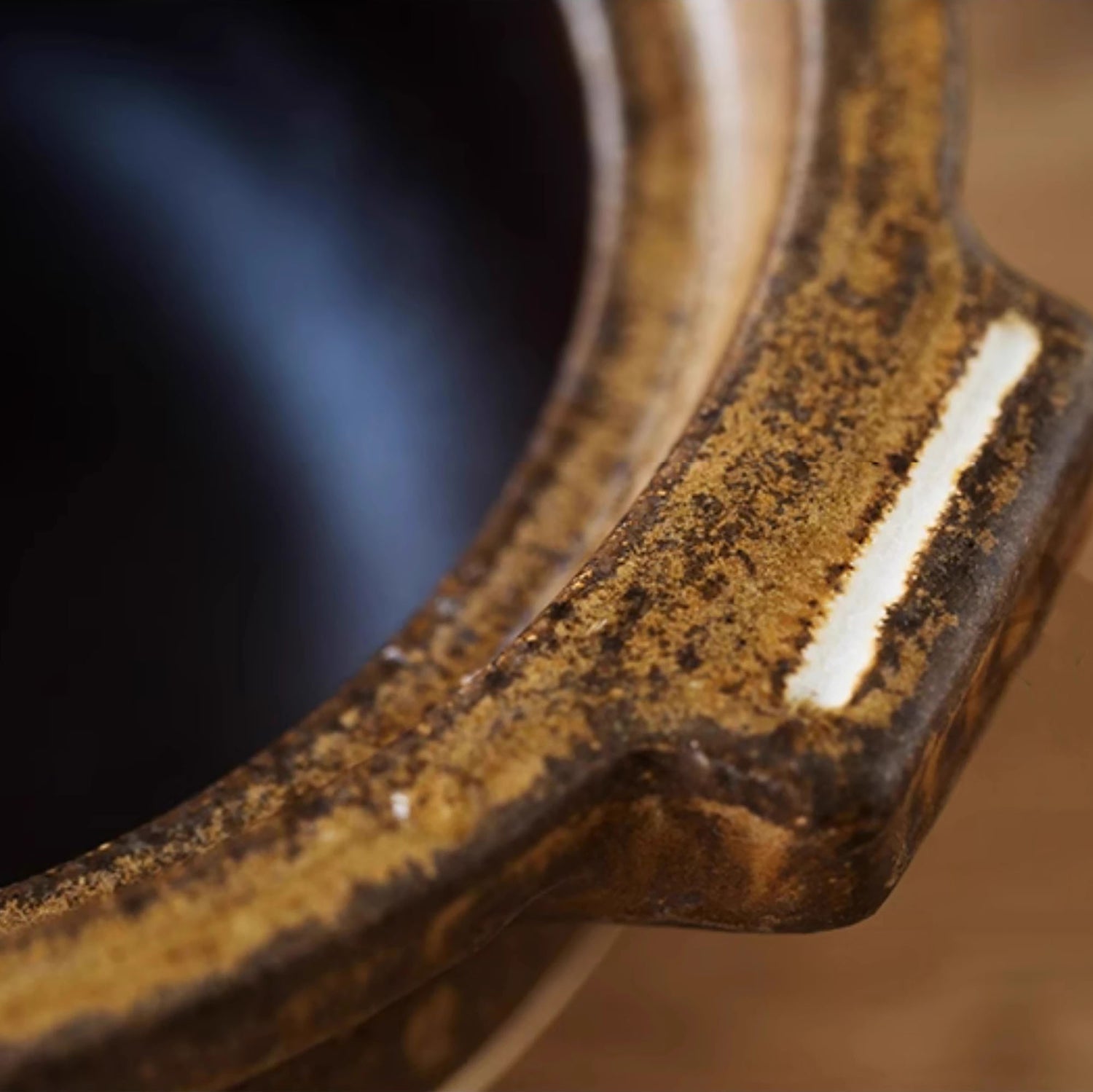 Cocotte en grès Shigaraki-yaki rustique