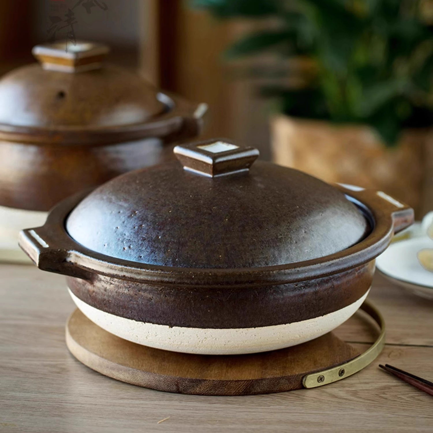 Cocotte en grès Shigaraki-yaki rustique