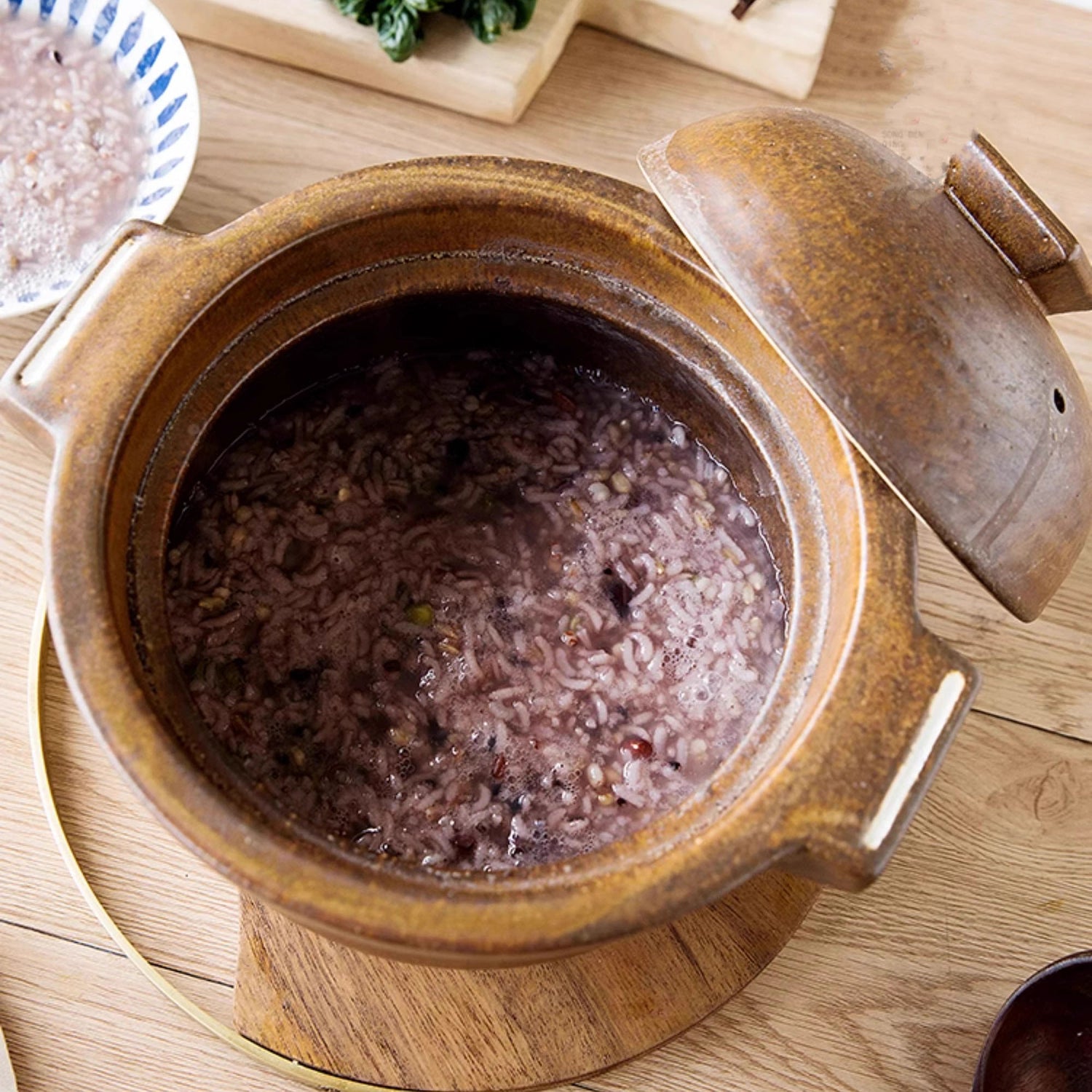 Cocotte en grès Shigaraki-yaki rustique