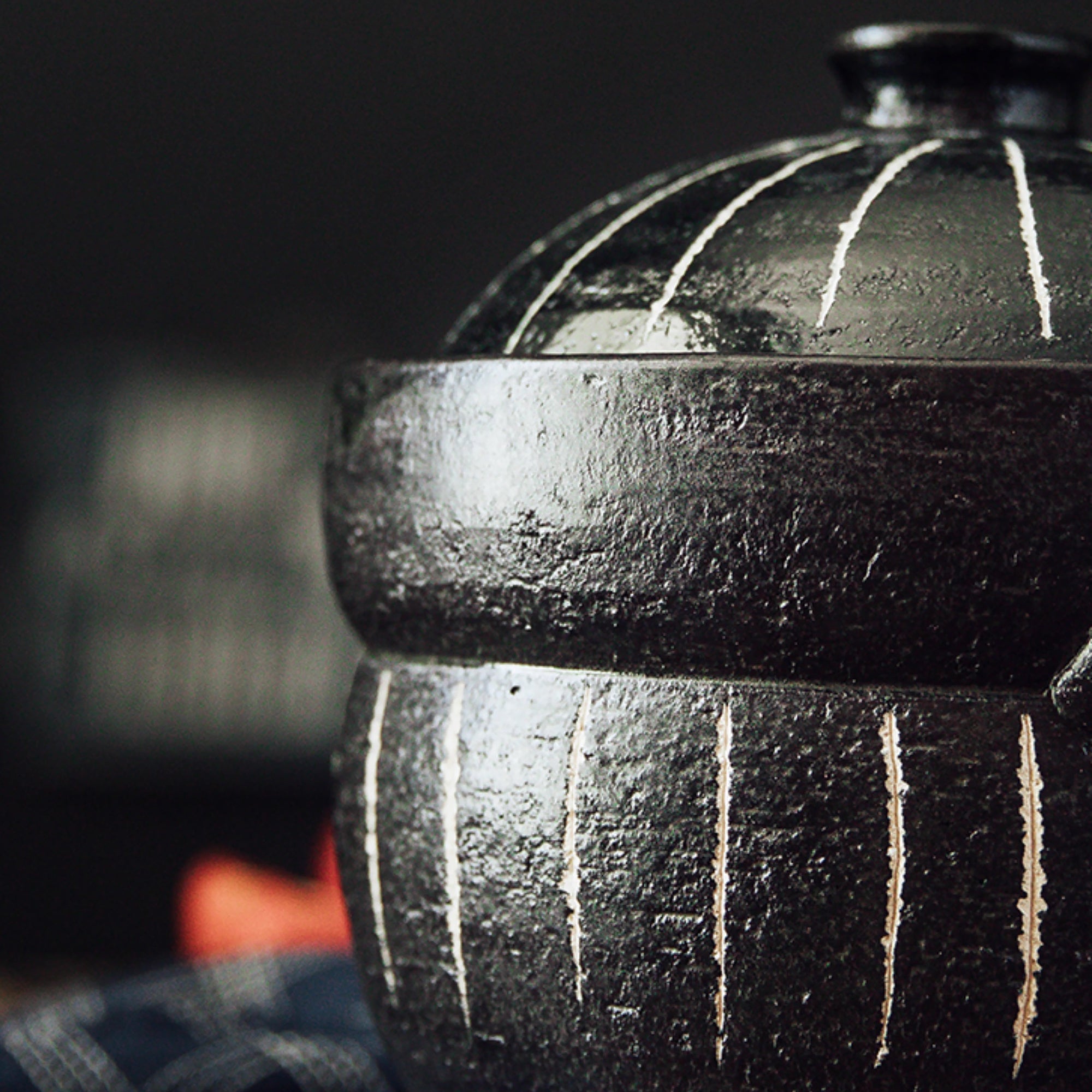 Donabe à double couvercle noir Tokusa