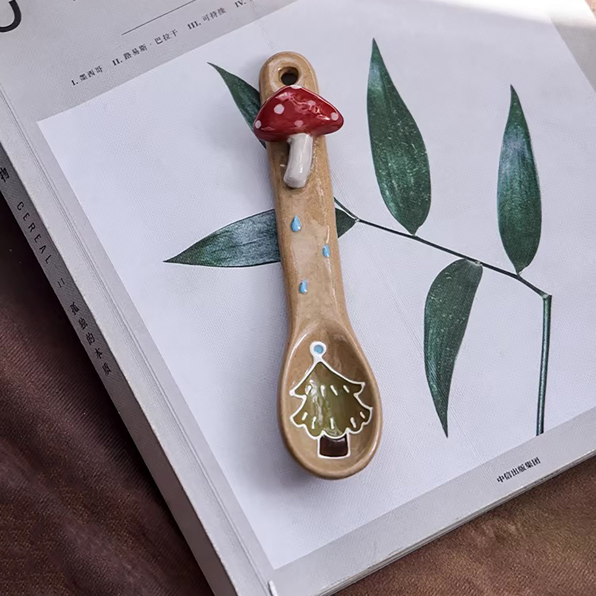 Cuillère à café en céramique peinte à la main
