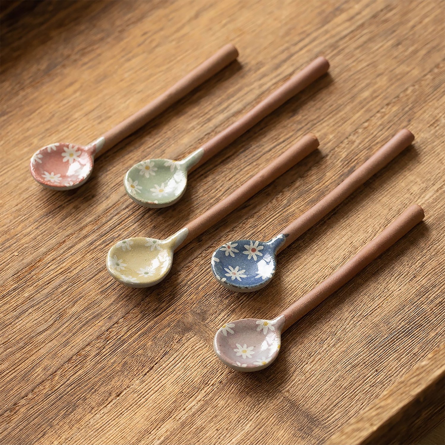 Cuillère à café en grès Minoyaki avec motif fleurs