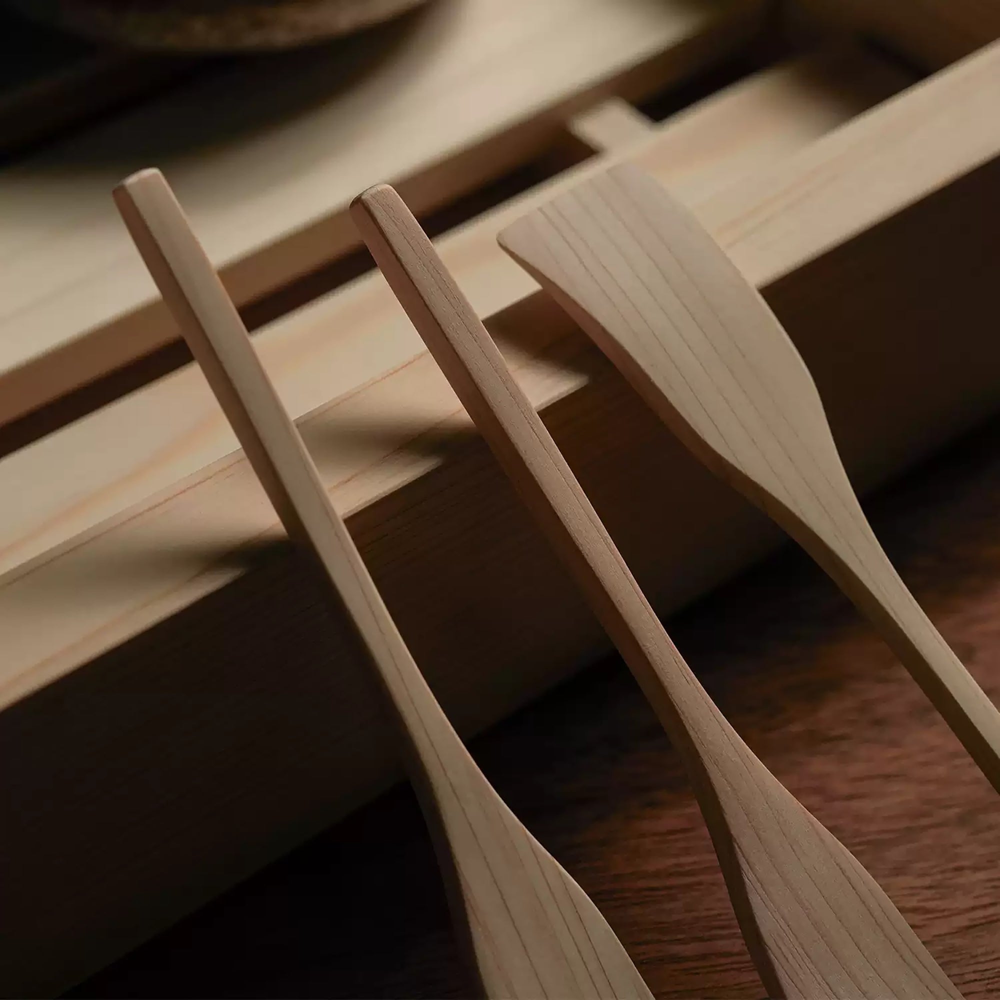 Cuillère à oursins en bois Hinoki massif