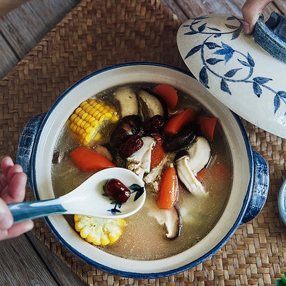 Donabe Banko-yaki motif Karakusa