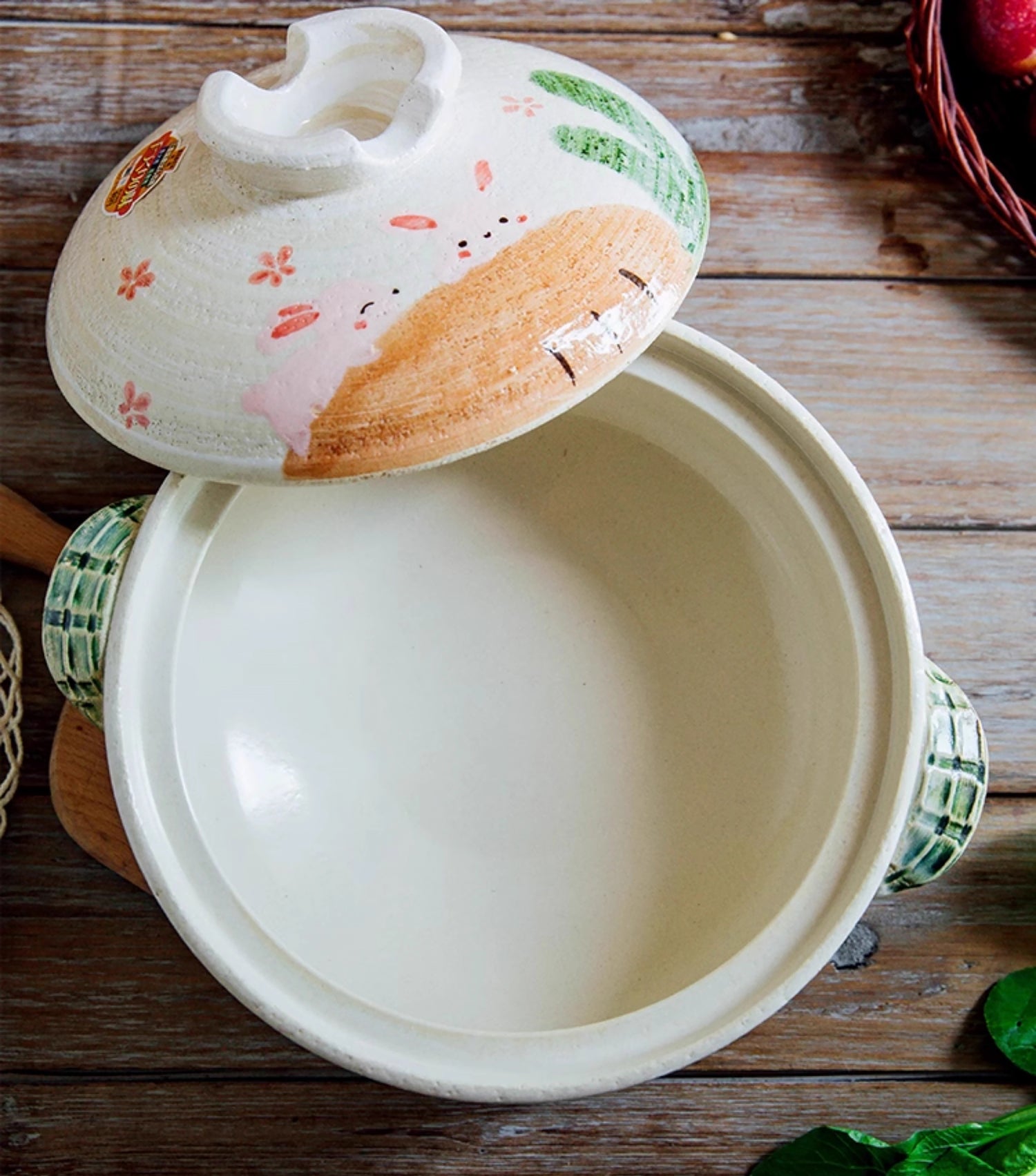 Donabe Banko-yaki fait main avec motif lapin