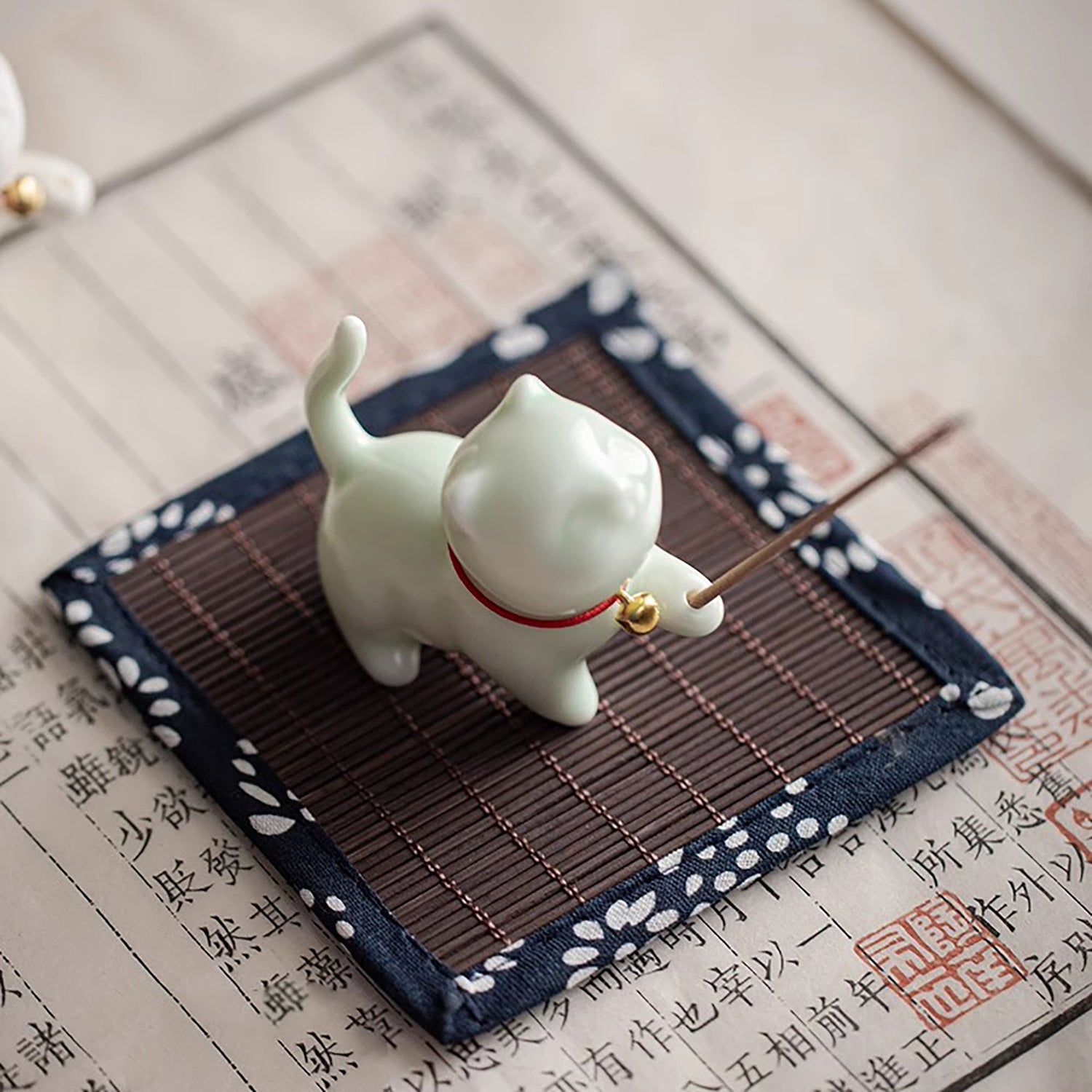 Porte-encens en céramique chaton de Jingdezhen
