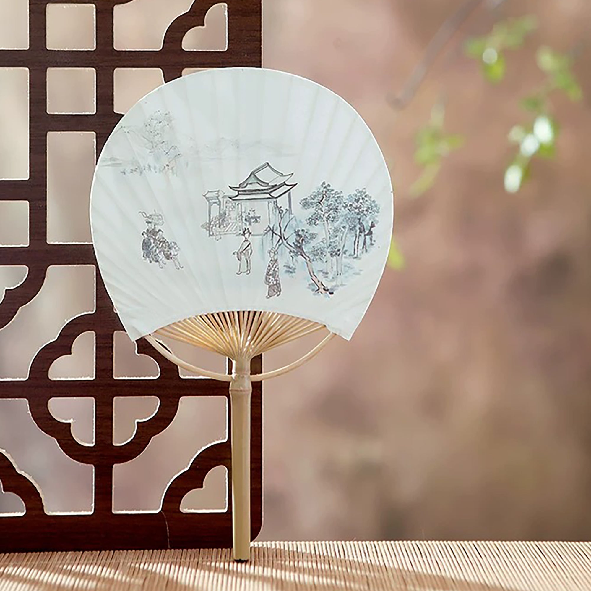 Éventail chinois miniature en papier Xuan décor paysage traditionnel