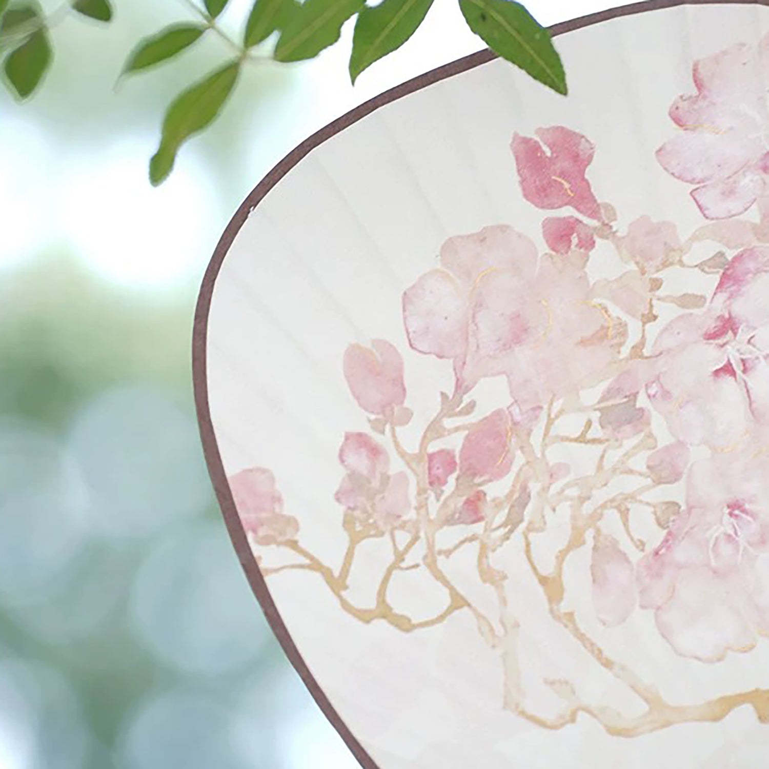 Éventail chinois en papier Xuan motif floral