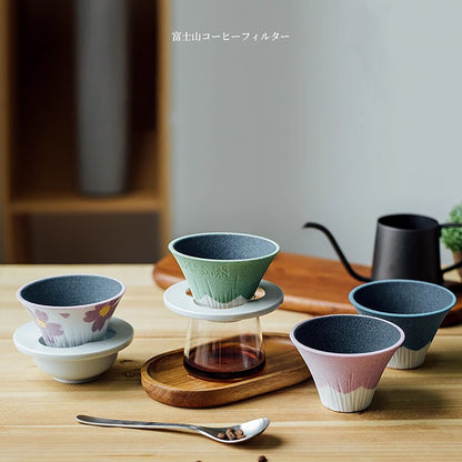 Filtre à café en céramique Arita-yaki « Mont Fuji »