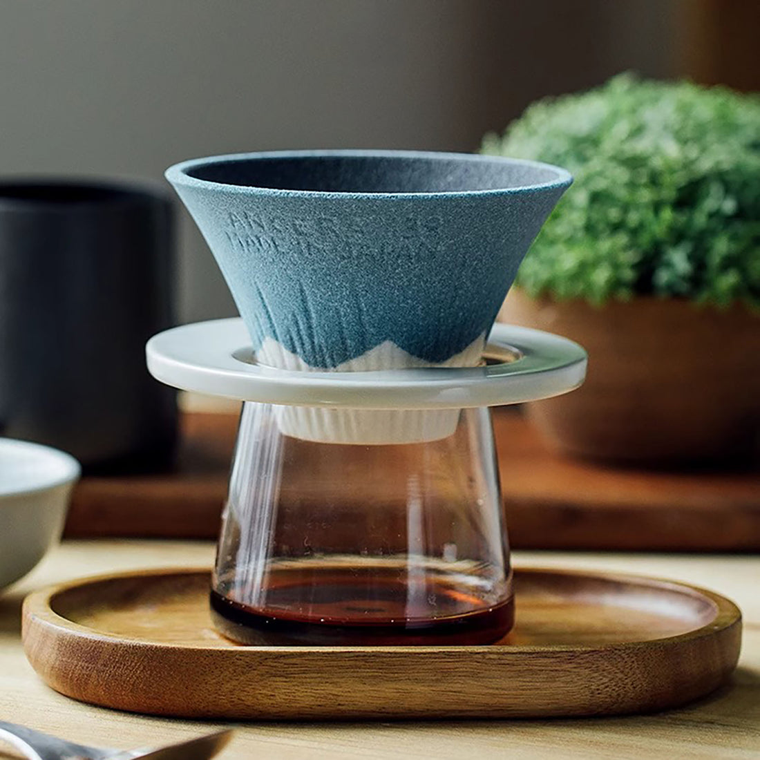 Filtre à café en céramique Arita-yaki « Mont Fuji »