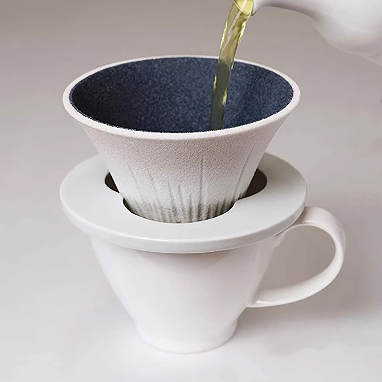 Filtre à café en céramique Arita-yaki « Mont Fuji »