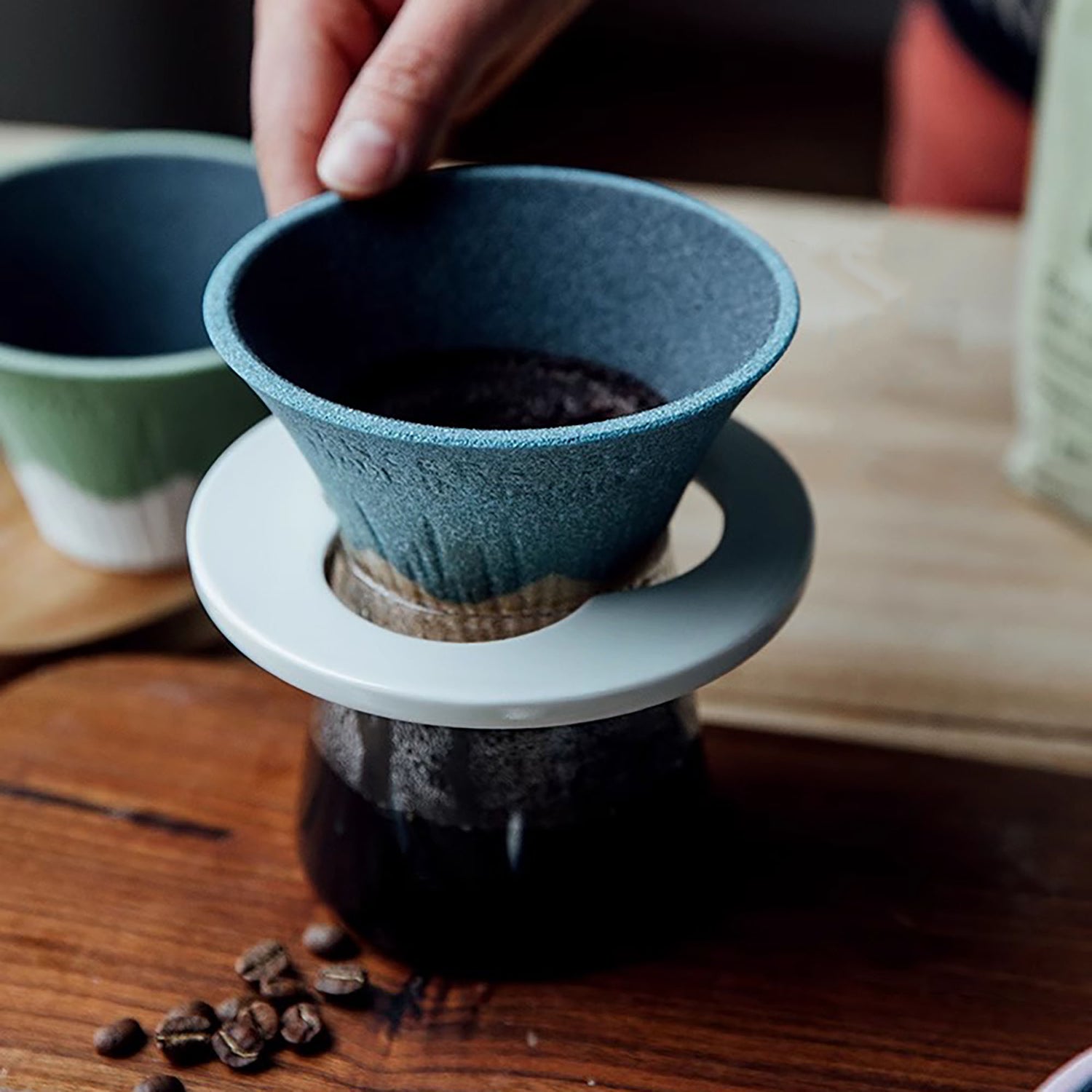 Filtre à café en céramique Arita-yaki « Mont Fuji »