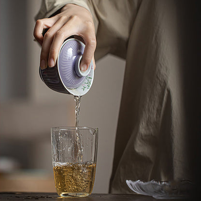 Gaiwan élégant en porcelaine avec design fleurs de magnolia violet 