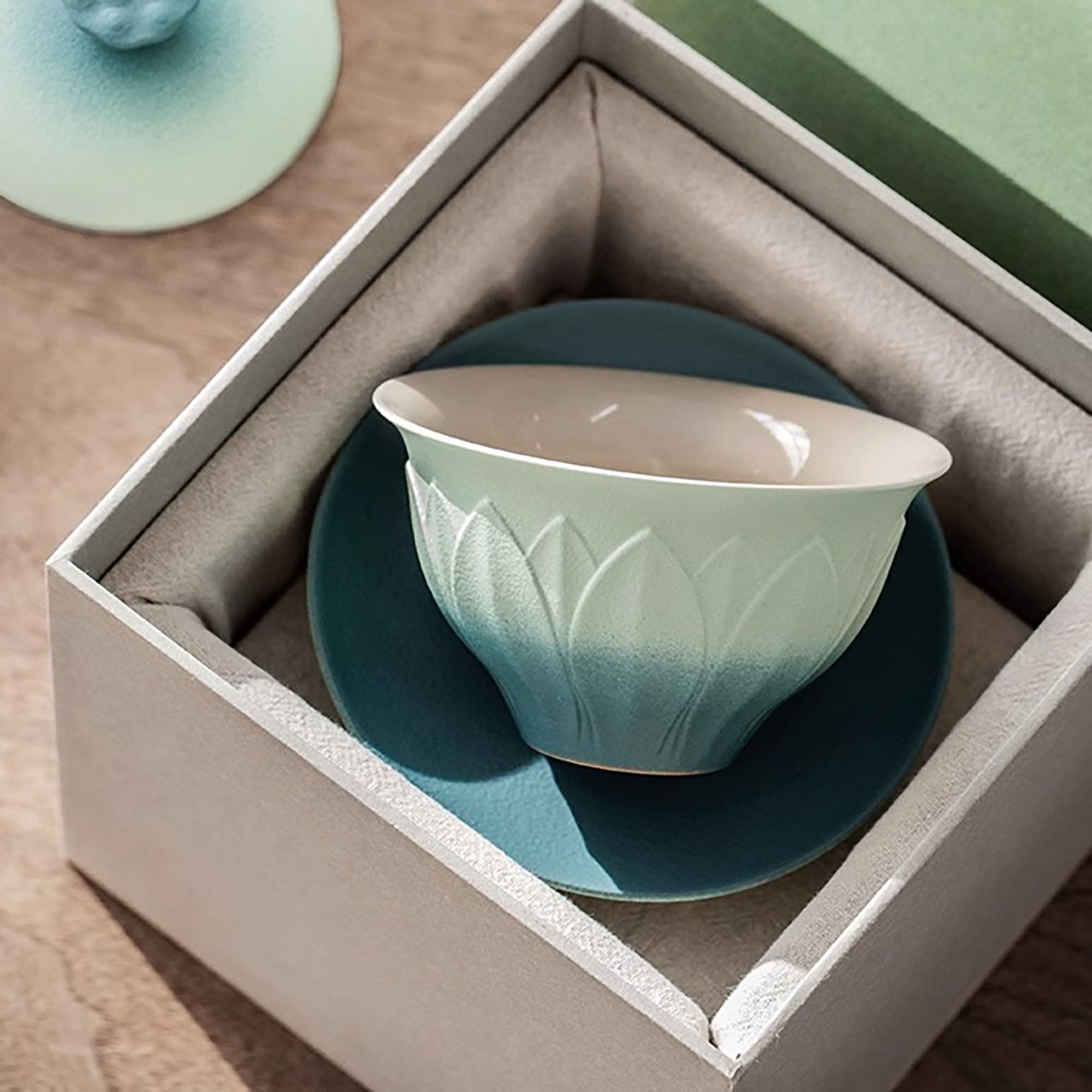 Gaiwan en terre cuite avec Lotus en relief