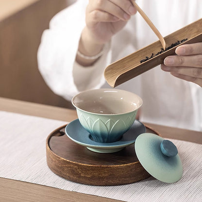 Gaiwan en terre cuite avec Lotus en relief